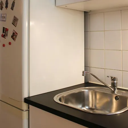 Bright And Practical Love Nest In Paris's Heart Paris